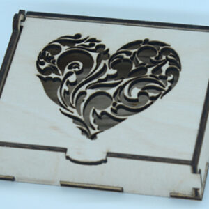 Ξύλινη μπομπονιέρα: Κουτί